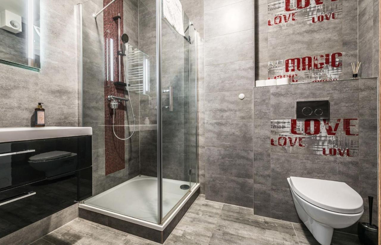 Rent Like Home - Gwiazdzista 10 Wrocław Eksteriør billede