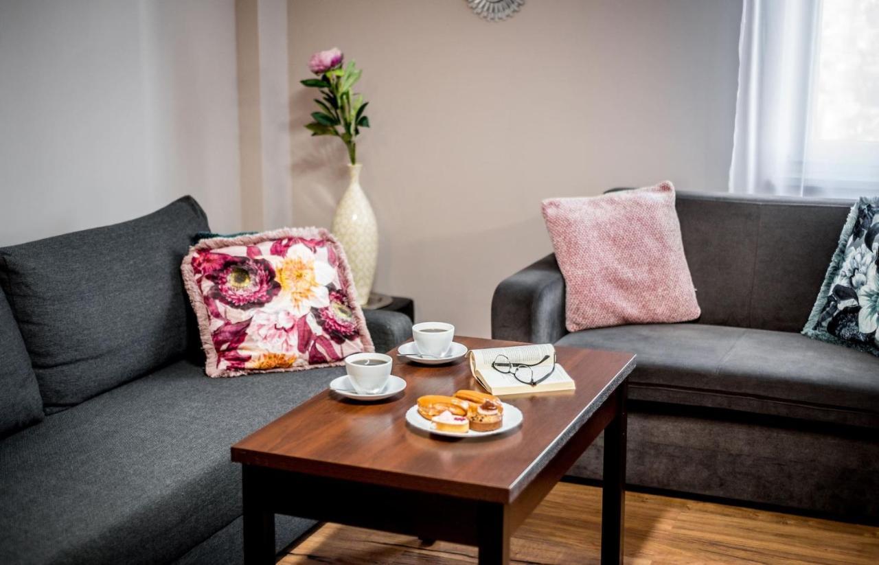 Rent Like Home - Gwiazdzista 10 Wrocław Eksteriør billede